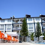 Lejlighedshotel Andros Family Club Side