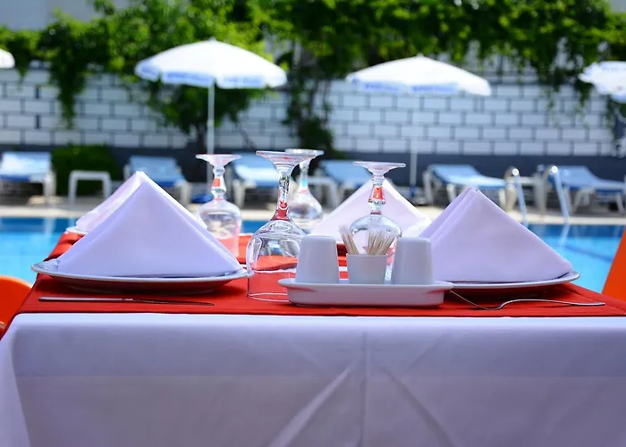 Aparthotel Andros Family Club 3*