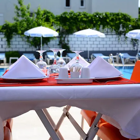 Apart Otel Andros Family Club Side