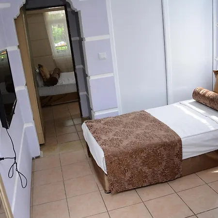 Andros Family Club Apartahotel 3*