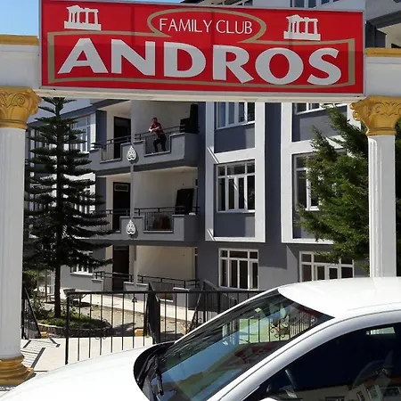 Apartahotel Andros Family Club 3*